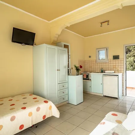Helena Appartement *