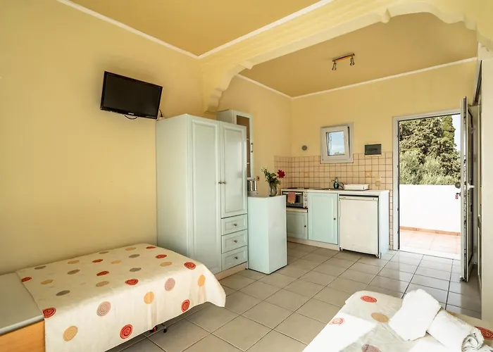 Helena Apartmán *