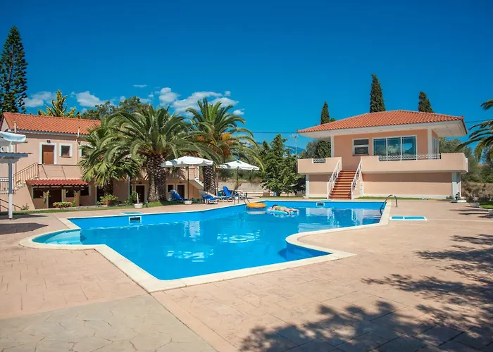 Helena Appartement Svoronata